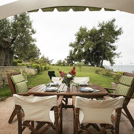 Blue Crab, Beachfront House In Kalandra #Feelslikehome Hanioti Exterior photo